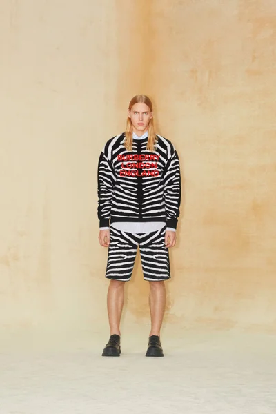 Look 41